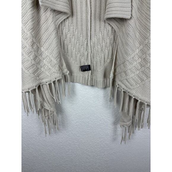 August Silk Womens Shrug Cardigan Small Beige Fringe Western Grandma MINOR FLAW - Picture 4 of 13